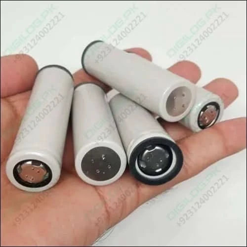 Pull-out High Quality 18650 3.7v 2600mah Molicel Cell Battery In Pakistan