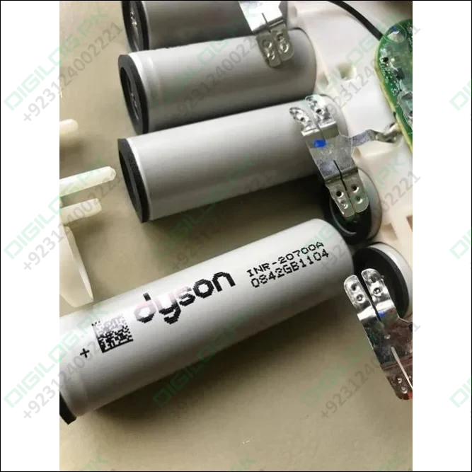 Pull-out Original Lithium Ion Cell 3.7v 3000mah Li Ion Battery Cell In Pakistan Inr-20700a
